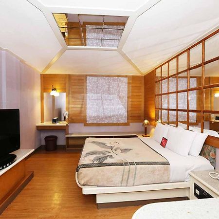 Midi Motel Tainan Branch Anping Exterior foto